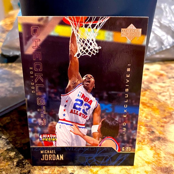 Michael Jordan - Picture 1 of 2